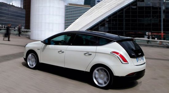 贴牌克莱斯勒 蓝旗亚delta开始销往英国