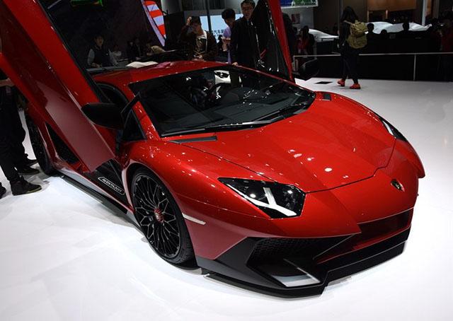 兰博基尼Aventador SV仅产600台 动力750Ps