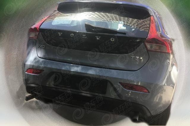 北欧运动派小钢炮 沃尔沃V40手动挡车型曝光
