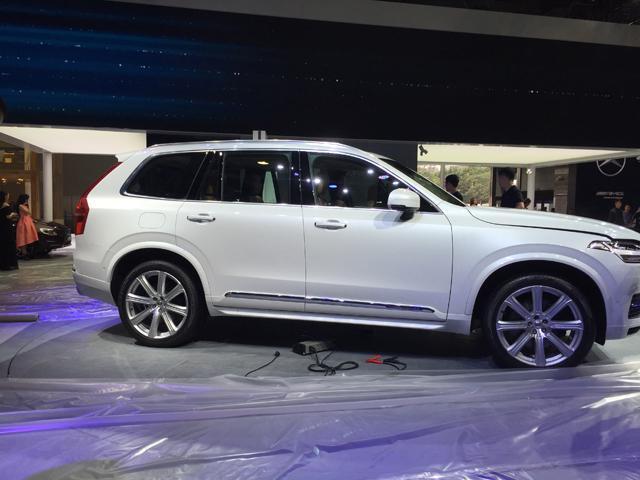 沃尔沃XC90 T8插电混动上市 售109.8万元起