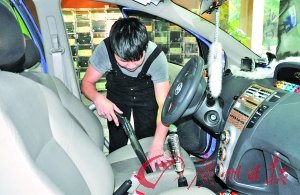 10元廉价洗车PK80元精致洗车