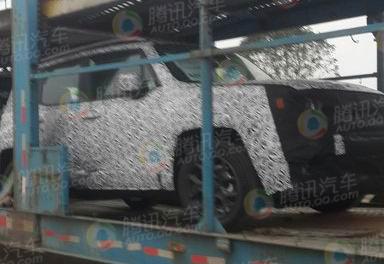国产JEEP自由侠谍照曝光 或将包括两种版本