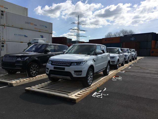 润东汽车集团通过渝新欧专列进口平行车