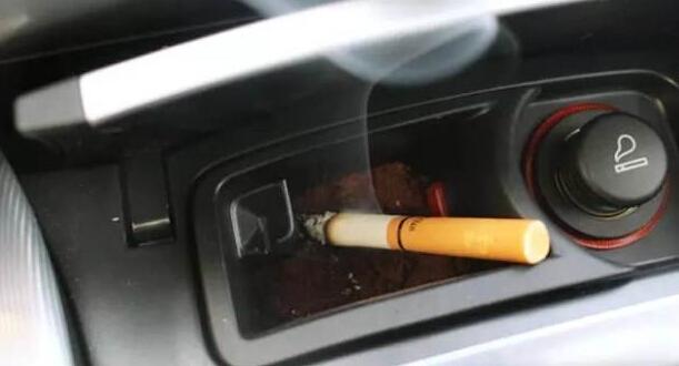 大多数男司机开车都有这个习惯 反应力竟直接降一半