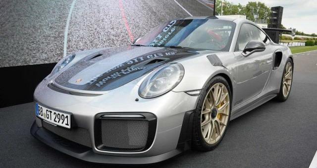 史上最强猛猛兽 911 GT2 RS纽北圈速曝光