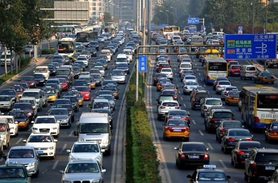 北京交通调查结果发布：小汽车出行比例首次下降