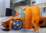 Jay Chou nueva canción MV 200 millones costo de los coches de lujo vienen y van