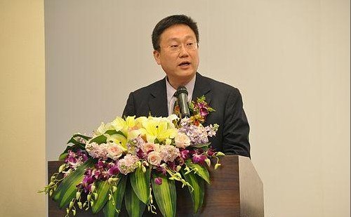 中冶集团董事长级别_国岳集团董事长图片(2)