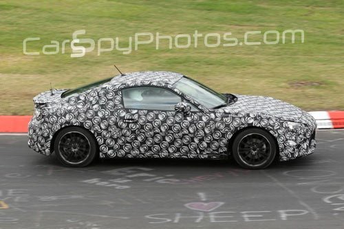 明年投产 斯巴鲁Boxer路试车谍照曝光