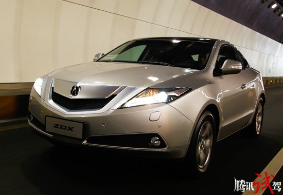 腾讯试驾讴歌ZDX 豪华品味有所不同