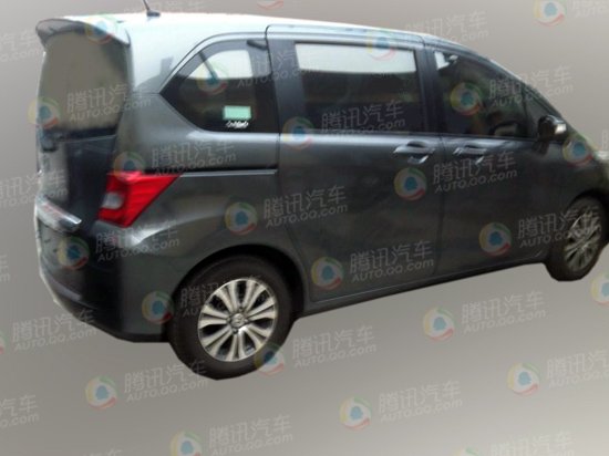 [新车谍报]本田Freed国内无伪谍照曝光