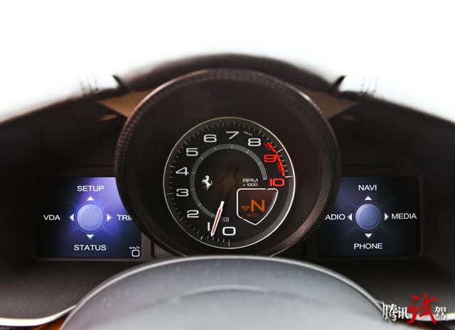 F12berlinetta_法拉利_评测中心