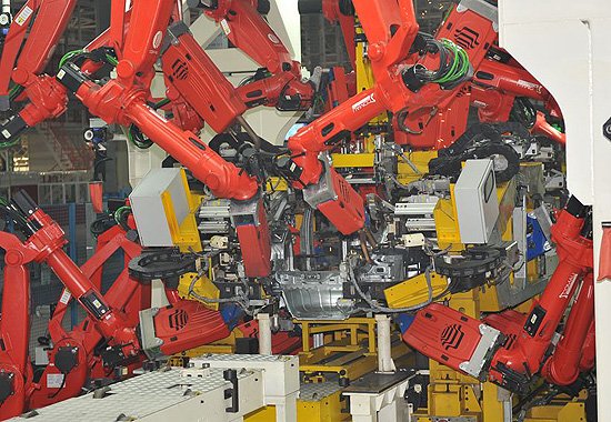 [腾讯造车]汽车焊接生产线