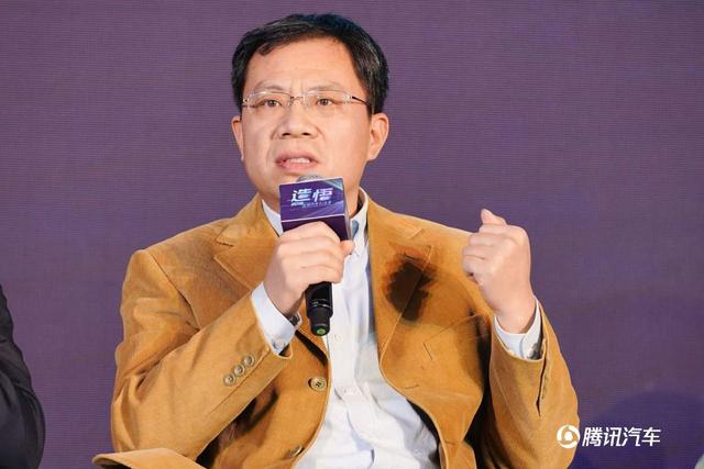 吴向斌:为汽车AI的不确定性划上边界 才能做到真正安全