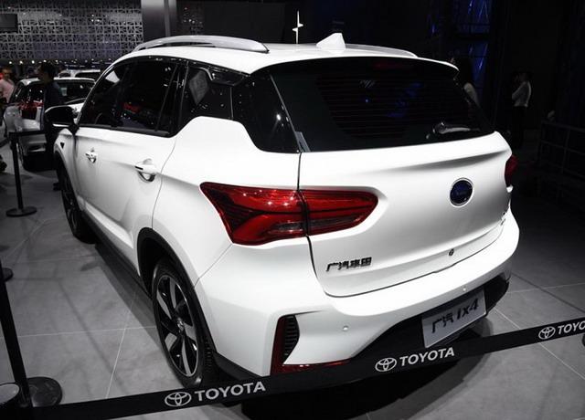 广汽丰田ix4 EV正式亮相 外观造型动感时尚
