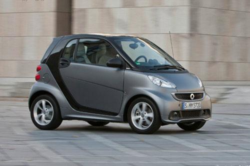 戴姆勒推多款新能源车 smart电动车明年发布
