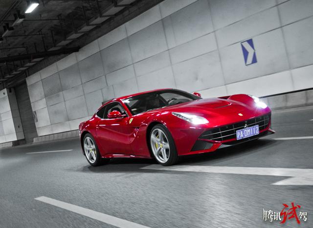 F12berlinetta_法拉利_评测中心