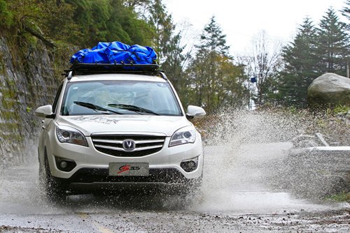 体验长安CS35星空之旅 成都康定一路寻星