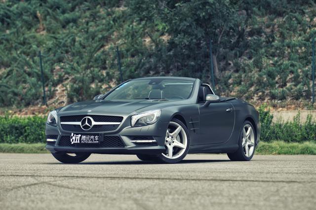奔驰350跑车 奔驰slk350敞篷型跑车 奔驰敞篷跑车slk350高清图片