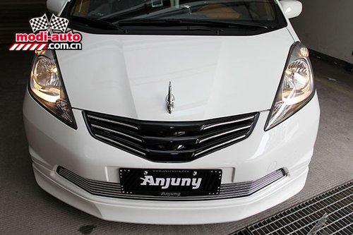 白绅士 Anjuny Honda Fit(GE)