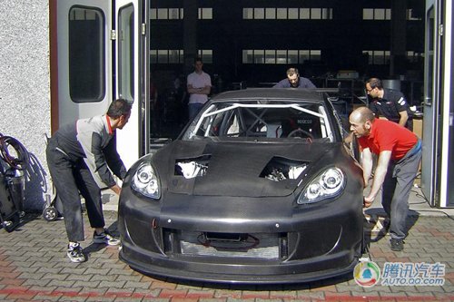 保时捷Panamera赛车曝光 搭载4.8升V8引擎