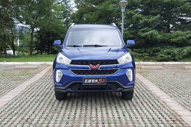 自主SUV无敌手 五菱宏光S3七座后驱加独悬 _汽车_腾讯网