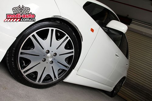 白绅士 Anjuny Honda Fit(GE)