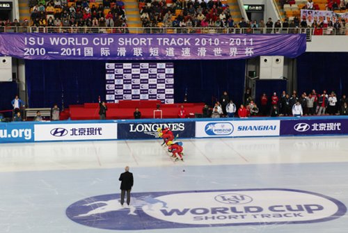 北京现代赞助短道速滑世界杯上海站比赛_汽车_腾讯网