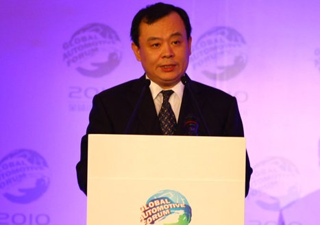王侠：中国汽车业应在国际化竞争中成长