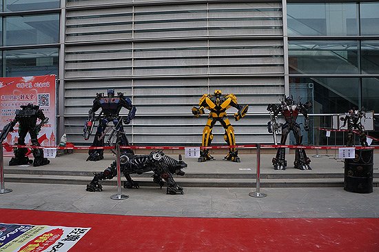 2013兰州车展正式开幕 600款热门车型亮相