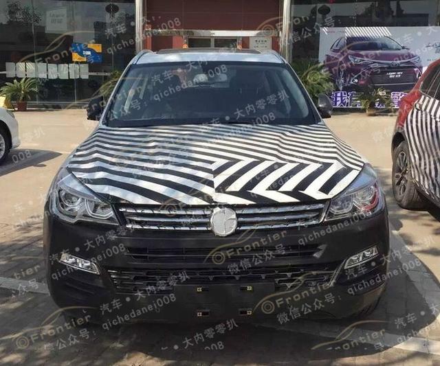 众泰表弟汉腾x7实拍曝光 定位中型城市suv