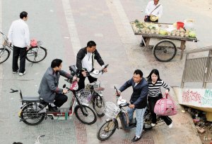 深圳拟划经济特区交通条例 限行电单车