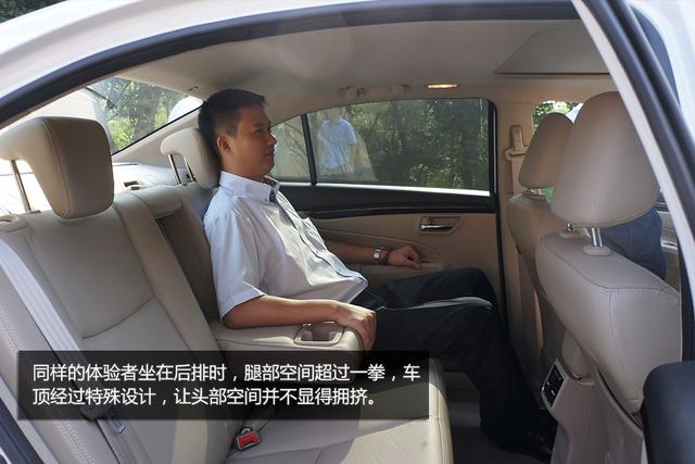 长安铃木启悦乘坐空间方面,虽然长安铃木启悦在车身尺寸上并不占据太