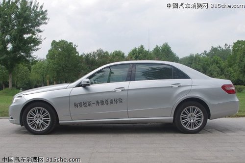 奔驰E级评测报告 配置丰富\/细节有瑕疵