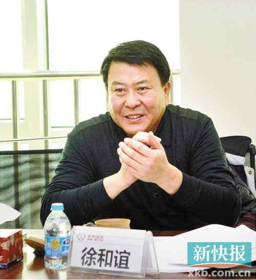 汽车大佬两会探讨如何打破新能源汽车垄断 