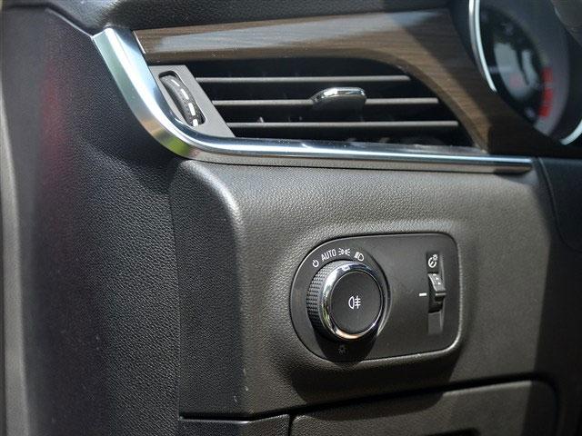 别克威朗购车手册 荐15S领先型\/20T精英型