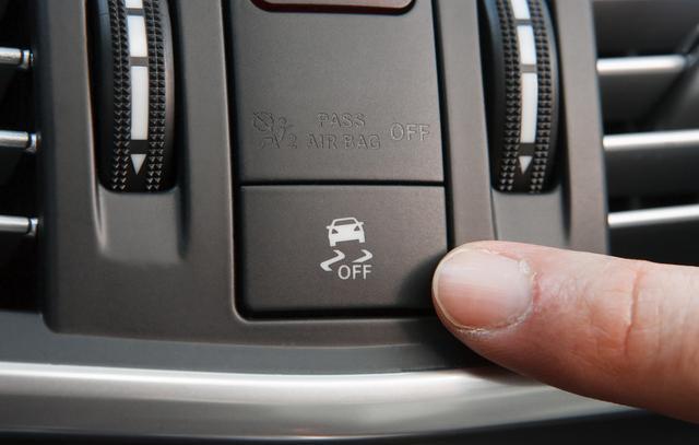 如何判断汽车避震器坏了 只需知道这两点