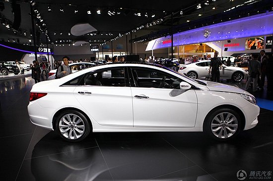 [国内车讯]2013款索纳塔将于4月12日上市