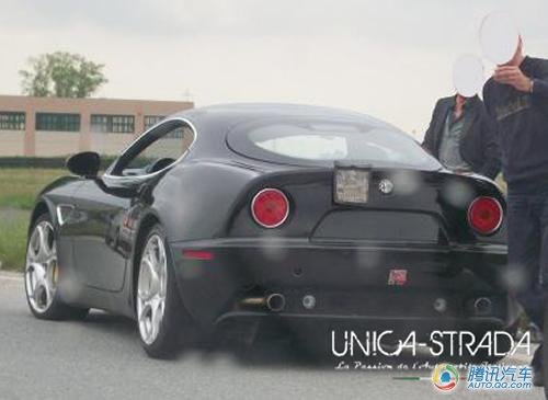 阿尔法罗密欧8C Competizione GTA谍照曝光