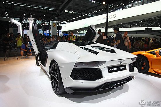 兰博基尼新款aventador