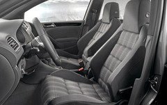 环保先锋！ 高尔夫GTI/GTD性能对比