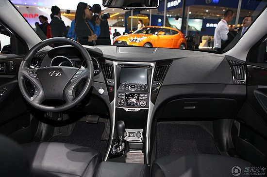 [国内车讯]2013款索纳塔将于4月12日上市