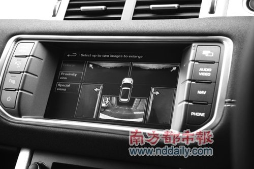 路虎揽胜极光EVOQUE Coupe利物浦全球首试