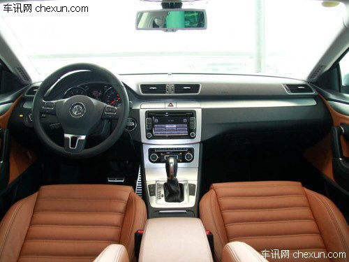 一汽大众CC亮相北京车展 推3.0 V6发动机