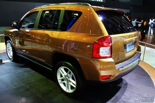 2011款指南者5月底将上市 新车变化解析