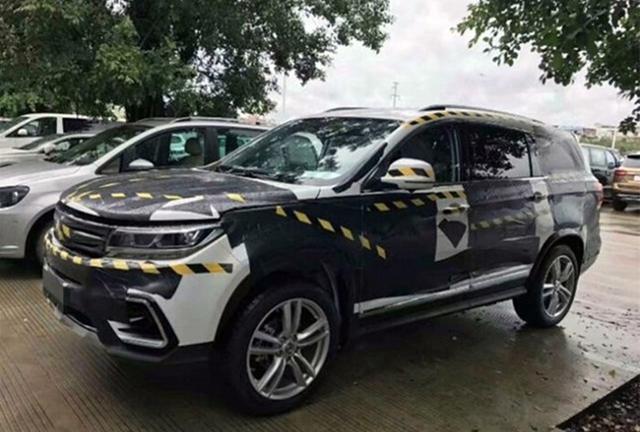 曝东风风行景逸X7路试谍照 定位7座中型SUV