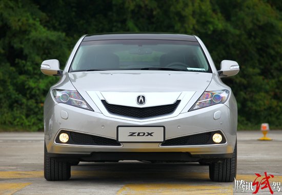 腾讯试驾讴歌ZDX 豪华品味有所不同