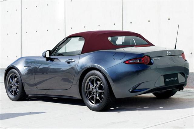 经典红色气场逼人 MX-5 Red Top特别版官图