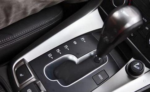 别说自己是老司机 自动挡挂挡诀窍你懂吗