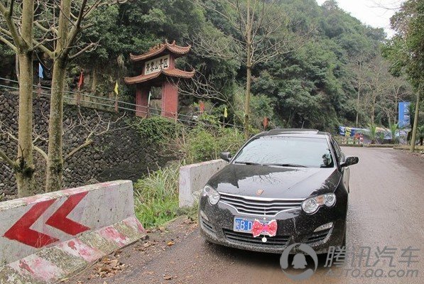 单车单人开着550无目的旅游